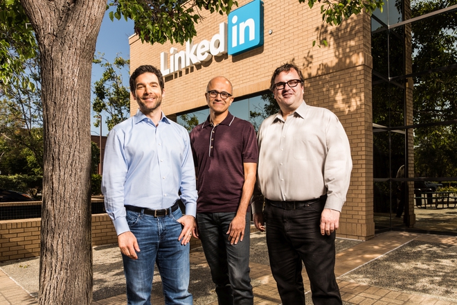 Шефовете на "Майкрософт" и LinkedIn