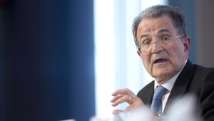 Романо Проди в едър план