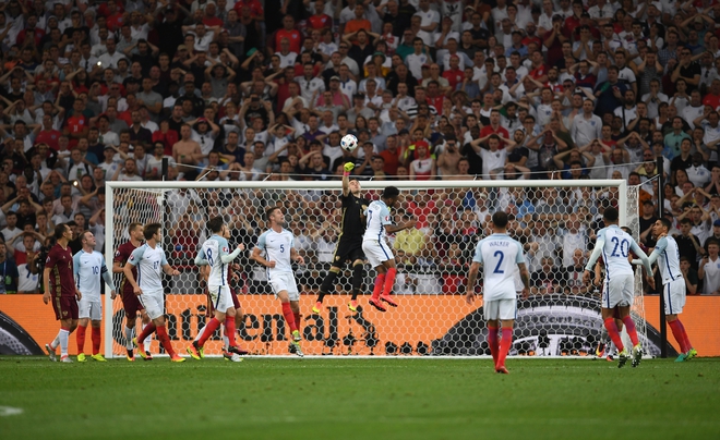 Евро 2016: Мачът на Англия и Русия 