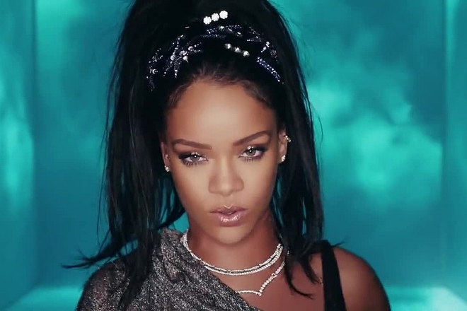 Riana v klipa na didzhey kalvin haris this is what you came for