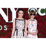 Ана Уинтур с дъщеря си на наградите "Тони 2016"