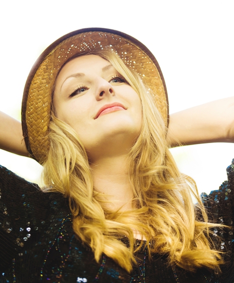 Алис Завадски в едър план