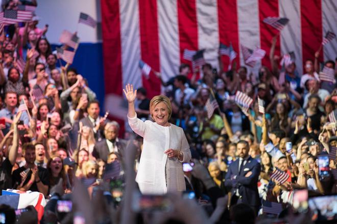 Хилари Клинтън като официален кандидат за президент от Демократическата партия
