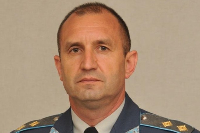 Gen rumen radev