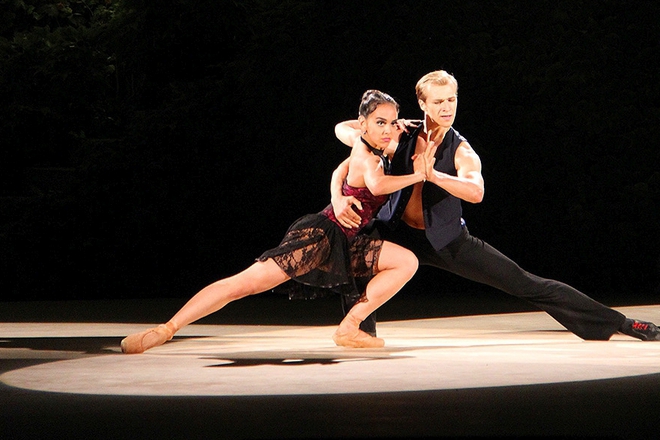 Amanda gomesh na varnenskiya baleten konkurs