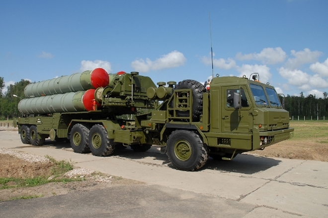 Ruska zenitno raketna sistema s 400 triumf