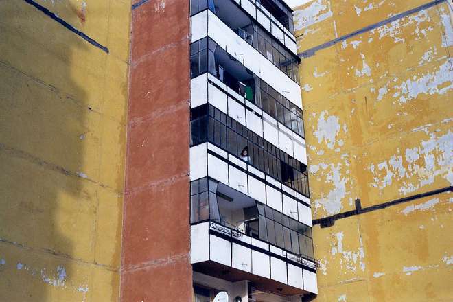 Panelen blok na kadar ot bezbog