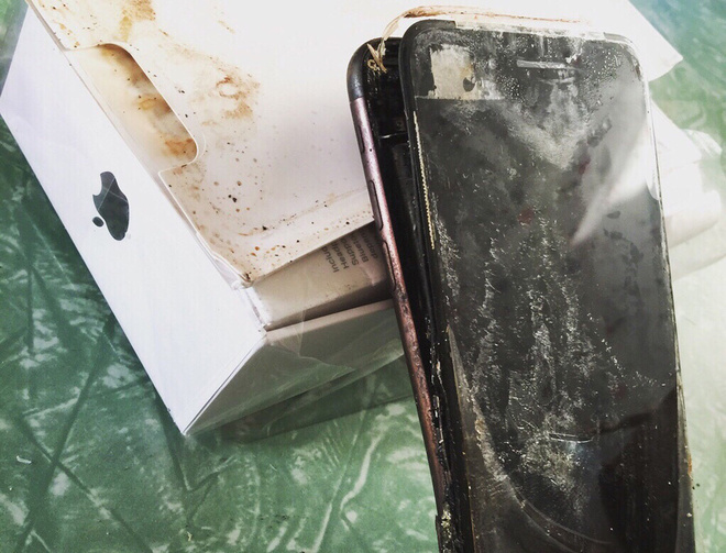 Експлодирал iPhone 7 Plus