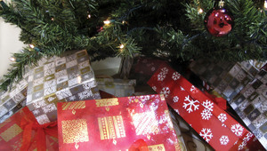 Коледни подаръци