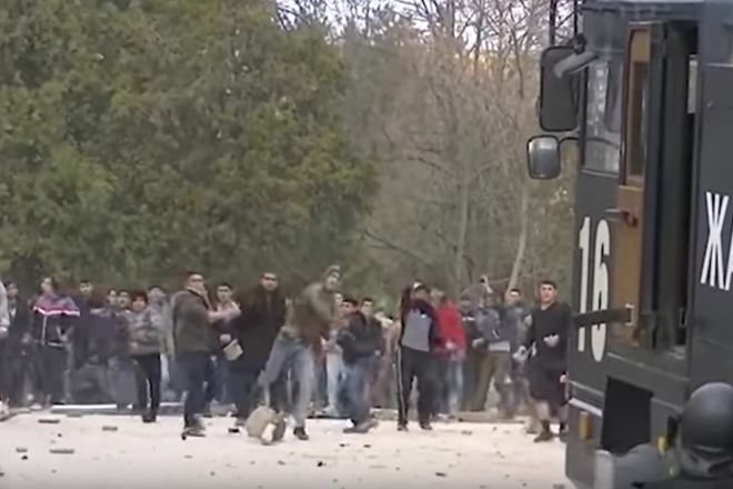 Bunt na migrantite ot lagera v harmanli