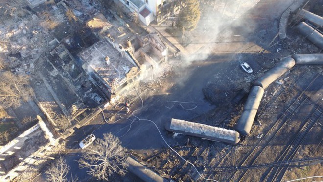 Дерайлиралите цистерни в Хитрино - поглед от въздуха