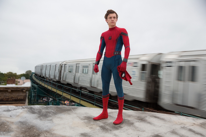 Том Холанд на първи кадър от Spider-Man: Homecoming