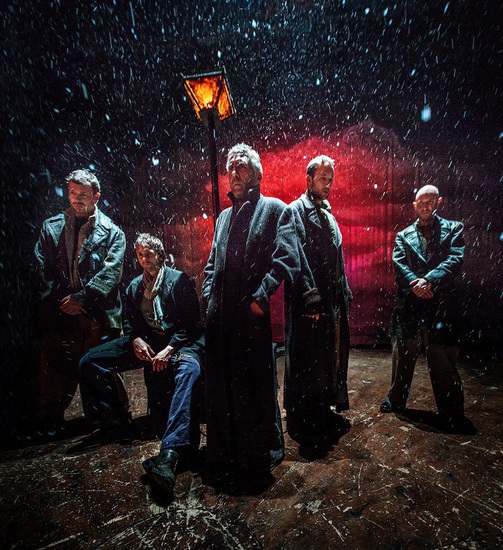 "Хъшове" в Народния театър