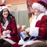Кейти Пери и Орландо Блум като Дядо Коледа и жена му