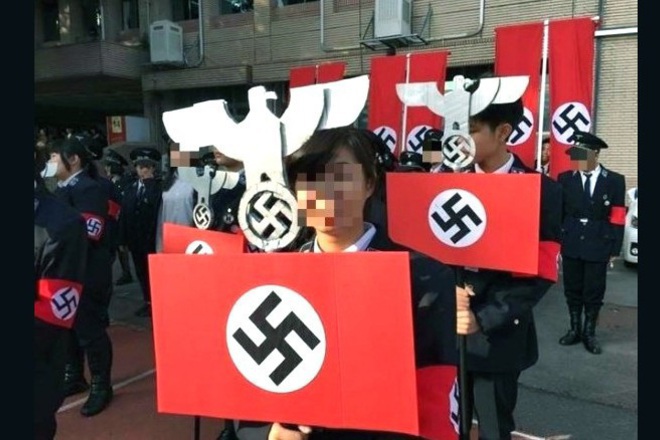 Uchenicheski natsistki parad v tayvan