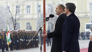 Радев и Плевнелиев на церемонията по предаване на президентската власт