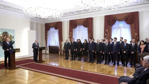 Президентът и служебното му правителство