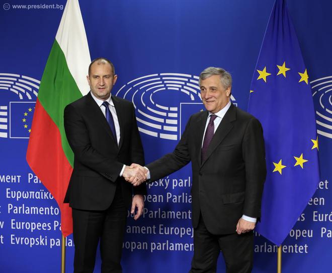 Румен Радев с Антонио Таяни при първото си посещение в Брюксел