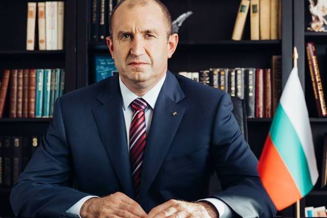 Portretna snimka na prezidenta rumen radev
