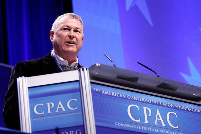 Amerikanskiyat kongresmen deyna rorabeykar