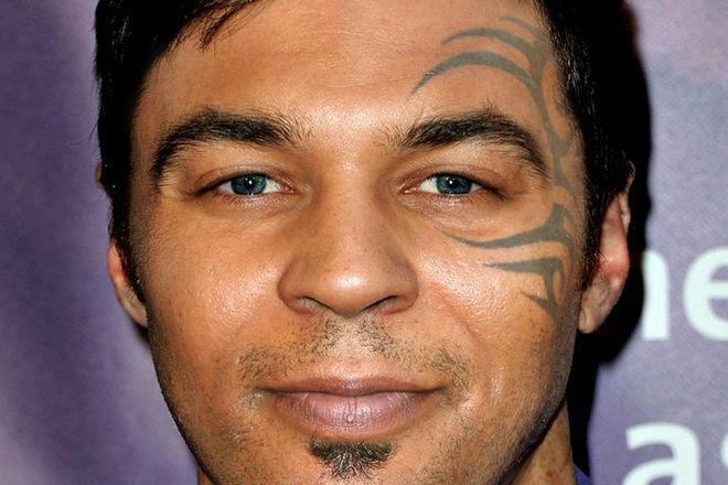 Dzhim parsans i mayk taysan v edno litse