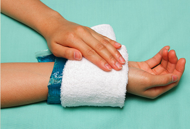 Компрес с лед - да
