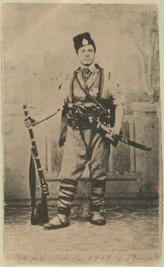 Васил Левски на първата си снимка, като знаменосец