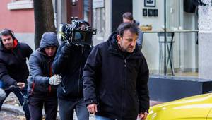 Васил Василев-Зуека на снимачната площадка на "Посоки"