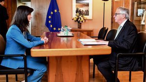 Мария Габриел на среща с председателя на ЕК Жан-Клод Юнкер