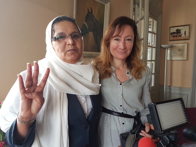 Зара Мансур пред Цвета Младенова от БНТ