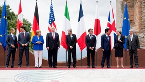Семейната снимка на лидерите от Г7
