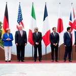 Семейната снимка на лидерите от Г7