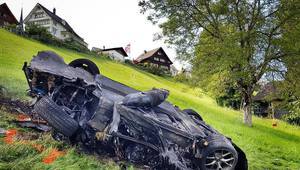 Катастрофиралият автомобил на Ричард Хамънд