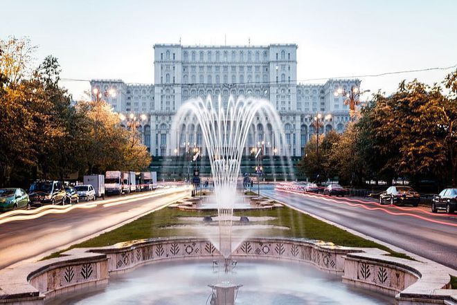 Палата на парламента в Букурещ