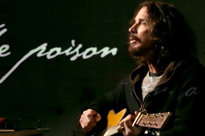 Kris kornel v poslednoto si video