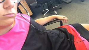 С рокля на работа