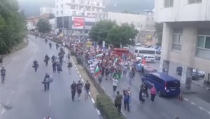 Шествието на протестиращите в Асеновград