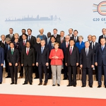 Семейният портрет на Г-20