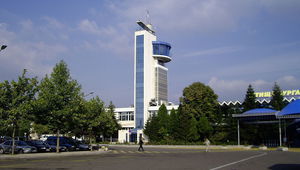 Паркингът на летище Бургас