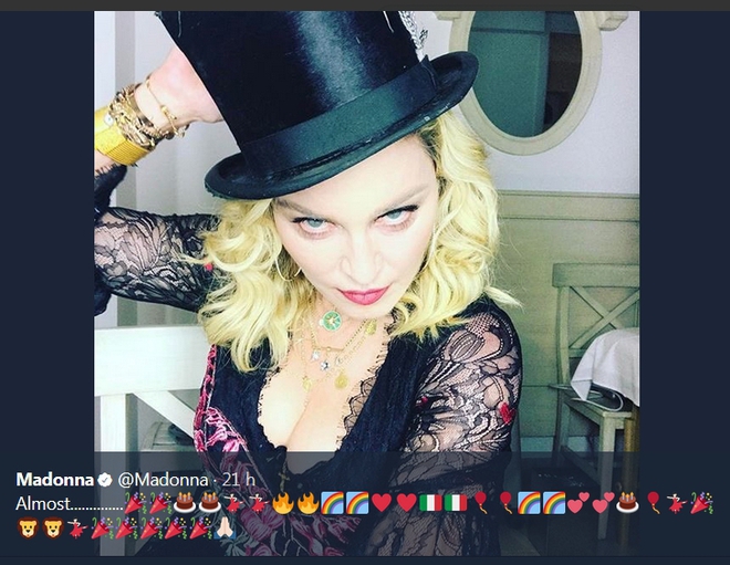 Мадона (почти) на 59