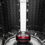 Автомобилът на Илон Мъск в интериора на Falcon Heavy