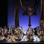 Масова сцена от операта "Янините девет братя"