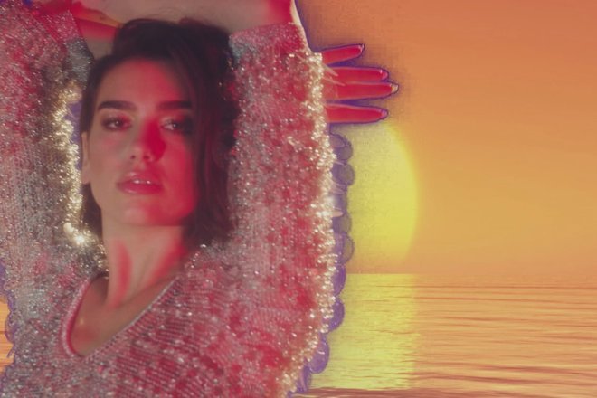 Dua lipa v edar plan