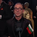 Димитър Маринов с българския трикольор на наградите "Оскар"