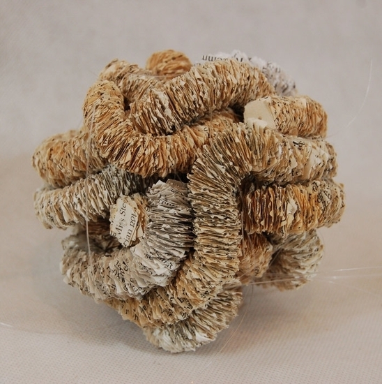 Колекция II - самостоятелна изложба на Йо Макдоналд