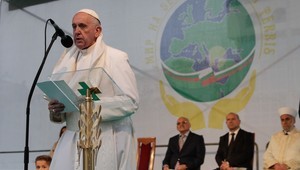 Папа Франциск на събитието за мир в София