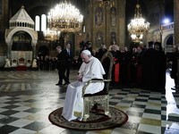 Tihata molitva na papa frantsisk v sv aleksandar nevski