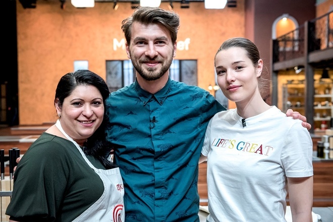 Радка Булман с другите двама финалисти в "МастърШеф 2019"