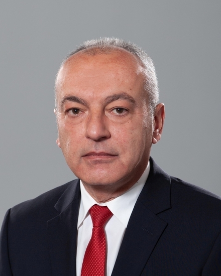 Гълъб Донев - от служебен вицепремиер и социален министър до премиер