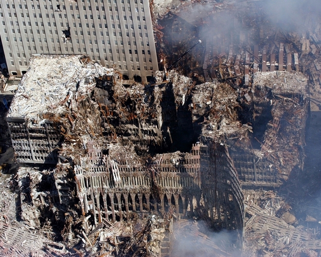 11 септември 2001 г.: След падането на двете кули